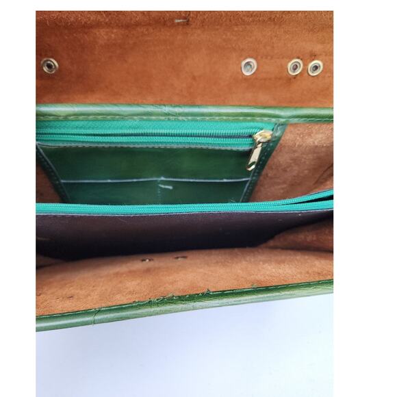 Dina Jordan Tooled Leather Shoulder Bag Sea Green Floral Metal Hardware VTG - Picture 6 of 8